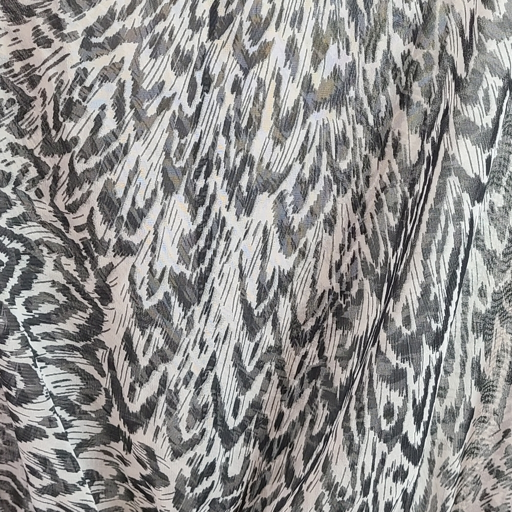 Janette Plus Grey Cheetah Semi Sheer Tunic Blouse | 2XL - Picture 6 of 7